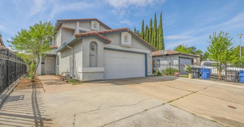 8104 Port Royale Way, Sacramento, CA 95823 Photo