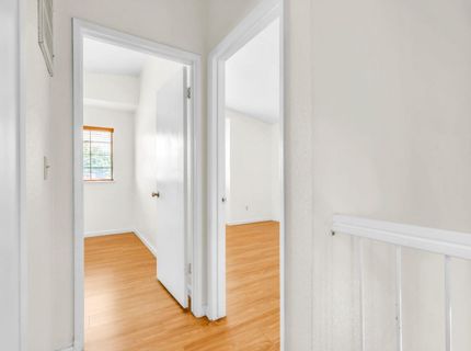 8104 Port Royale Way, Sacramento, CA 95823 Photo