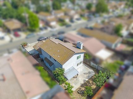 8104 Port Royale Way, Sacramento, CA 95823 Photo