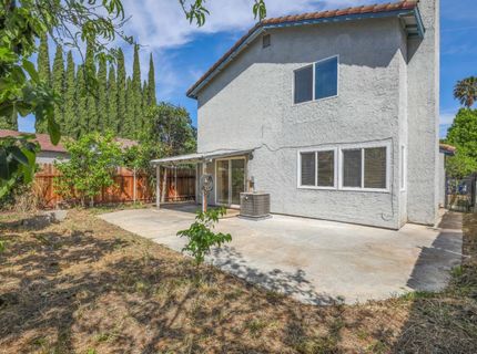 8104 Port Royale Way, Sacramento, CA 95823 Photo