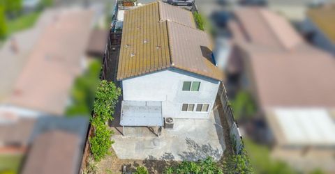 8104 Port Royale Way, Sacramento, CA 95823 Photo