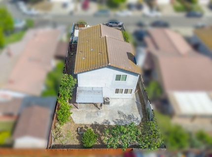 8104 Port Royale Way, Sacramento, CA 95823 Photo