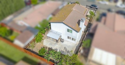 8104 Port Royale Way, Sacramento, CA 95823 Photo