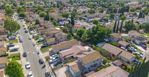 8104 Port Royale Way, Sacramento, CA 95823 Photo