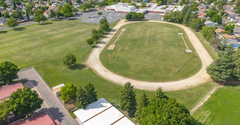 8104 Port Royale Way, Sacramento, CA 95823 Photo