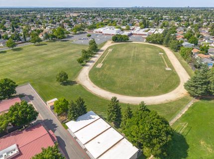 8104 Port Royale Way, Sacramento, CA 95823 Photo