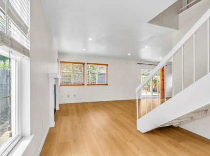 8104 Port Royale Way, Sacramento, CA 95823 Photo