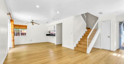 8104 Port Royale Way, Sacramento, CA 95823 Photo