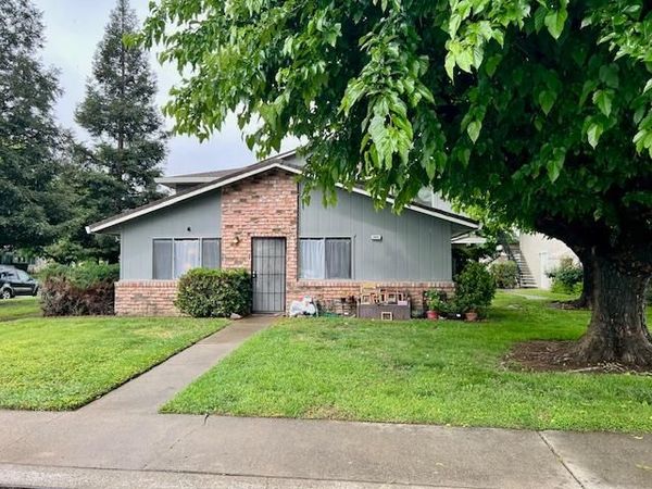 5601 Revelstok Dr #3, Unit 3, Sacramento, CA 65842
