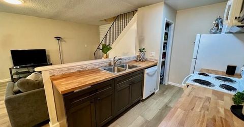 5601 Revelstok Dr #3, Unit 3, Sacramento, CA 65842 Photo