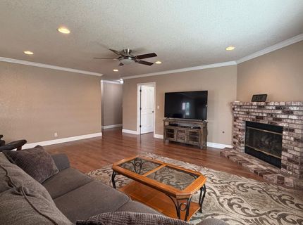 1375 Briarwood Ave, Escalon, CA 95320 Photo