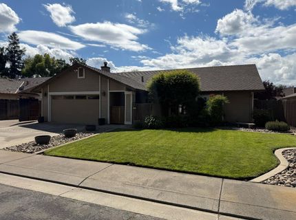 1375 Briarwood Ave, Escalon, CA 95320 Photo