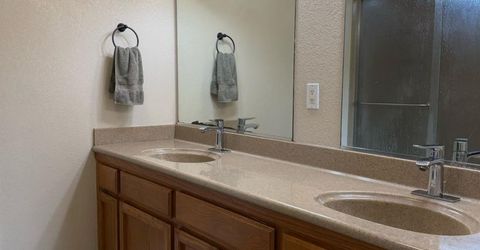1375 Briarwood Ave, Escalon, CA 95320 Photo