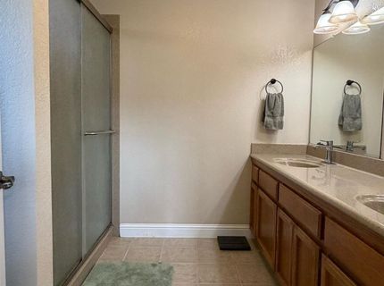 1375 Briarwood Ave, Escalon, CA 95320 Photo