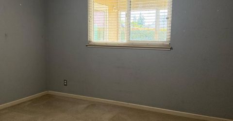 1375 Briarwood Ave, Escalon, CA 95320 Photo