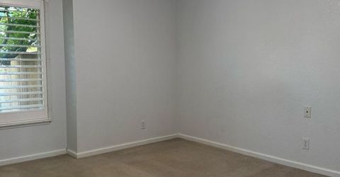 1375 Briarwood Ave, Escalon, CA 95320 Photo