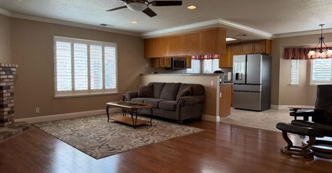 1375 Briarwood Ave, Escalon, CA 95320 Photo