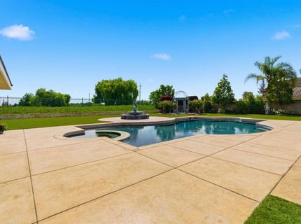 1418 Riverview Cir #e, Unit E, Ripon, CA 95366 Photo