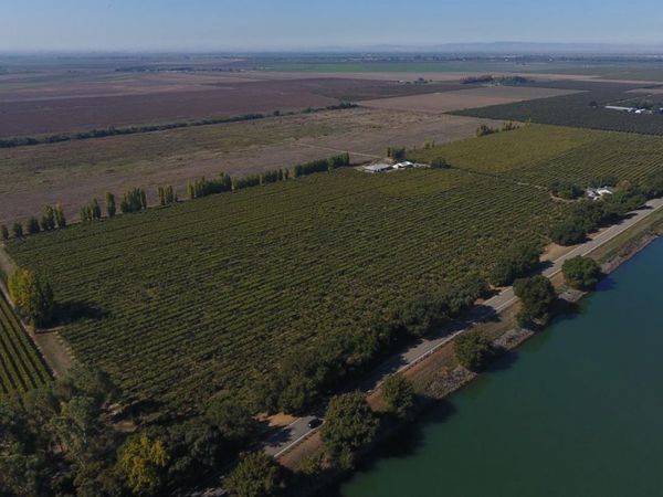 13516 State Highway 160, Walnut Grove, CA 95690