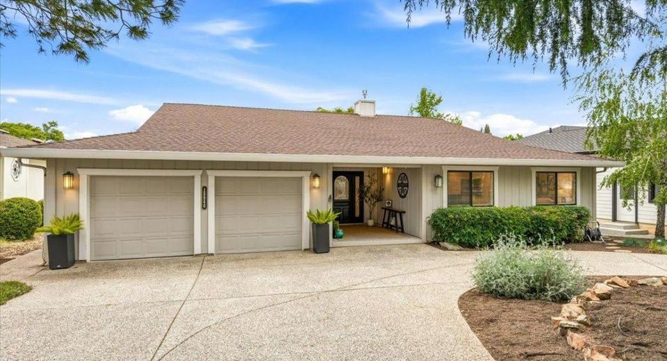 18948 Lake Forest Dr, Penn Valley, CA 95946 Photo
