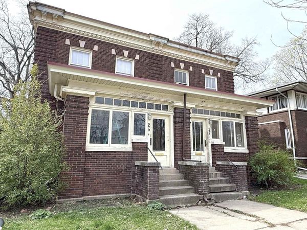 25-27 6th Street NW, Mason City, IA 50401