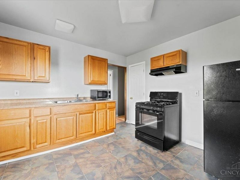 5101 Montgomery Road, Norwood, OH 45212 Photo 4