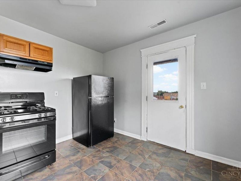 5101 Montgomery Road, Norwood, OH 45212 Photo 5