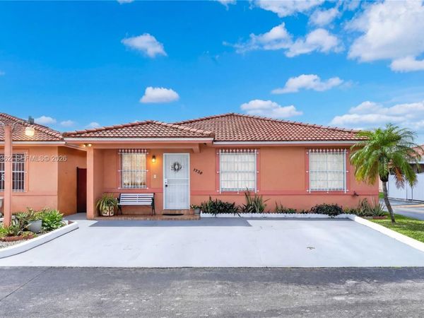 2238 W 74th Ter , Unit 39C, Hialeah, FL 33016