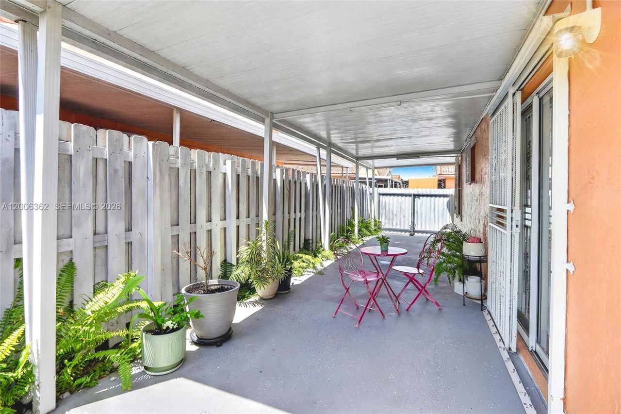 2238 W 74th Ter , Unit 39C, Hialeah, FL 33016 Photo
