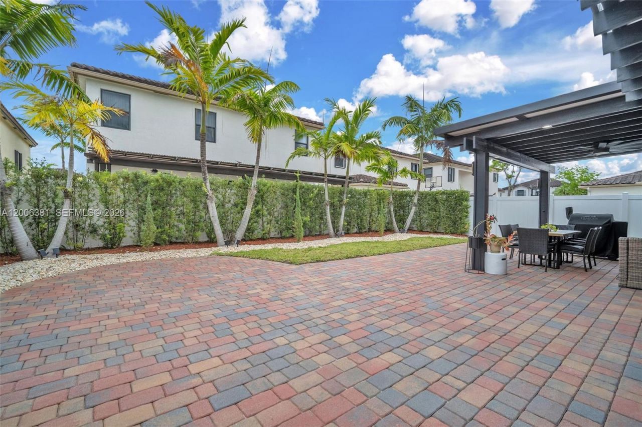 3525 W 94th St , Hialeah, FL 33018 Photo