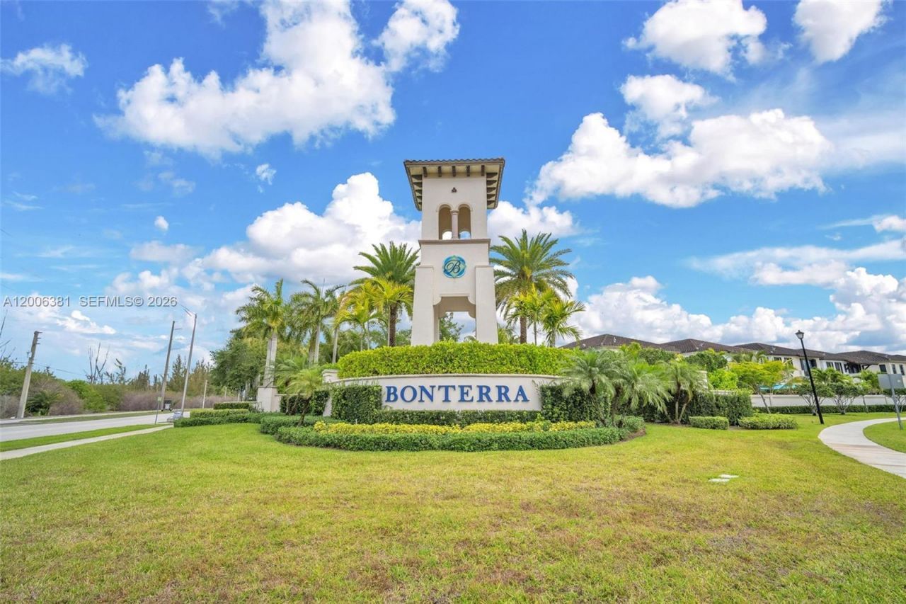 3525 W 94th St , Hialeah, FL 33018 Photo