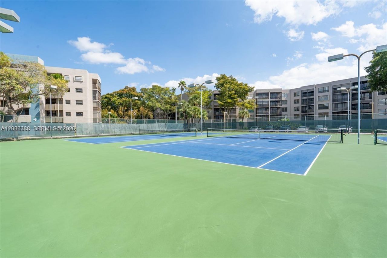 1100 Colony Point Cir, Unit 421, Pembroke Pines, FL 33026 Photo