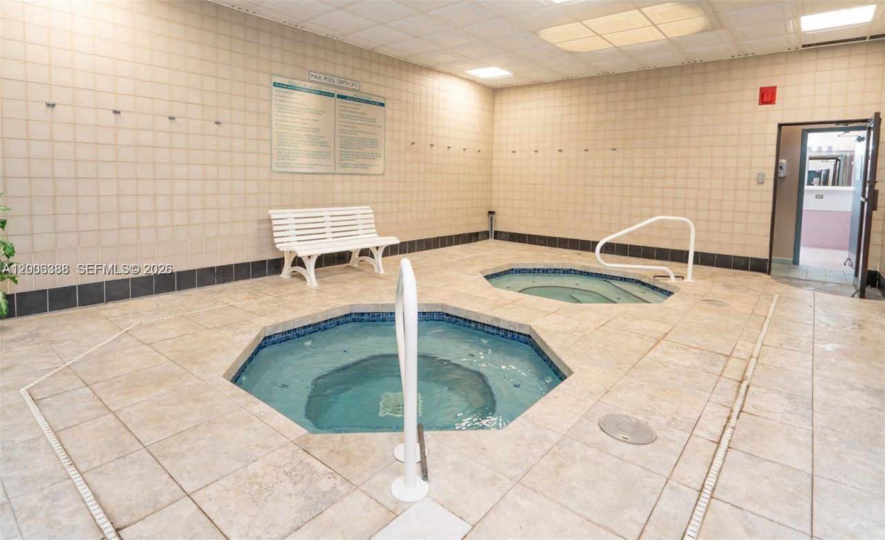 1100 Colony Point Cir, Unit 421, Pembroke Pines, FL 33026 Photo