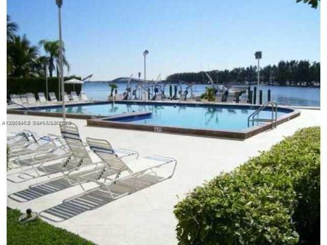 150 SE 25th Rd , Unit 14H, Miami, FL 33129 Photo