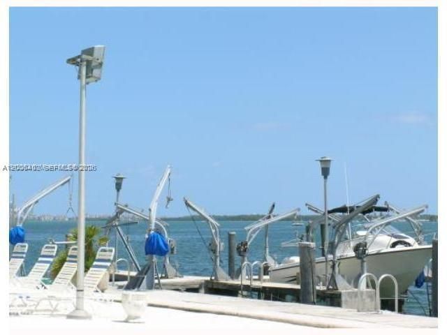 150 SE 25th Rd , Unit 14H, Miami, FL 33129 Photo