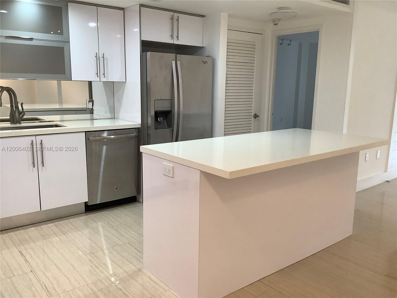 150 SE 25th Rd , Unit 14H, Miami, FL 33129 Photo