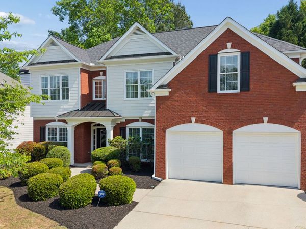 5607 Vinings Retreat Pass SW, Mableton, GA 30126