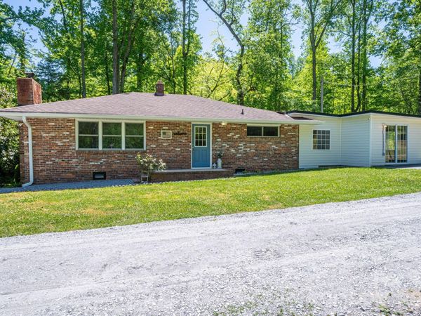 2073 Mauney Road, Bessemer City, NC 28016