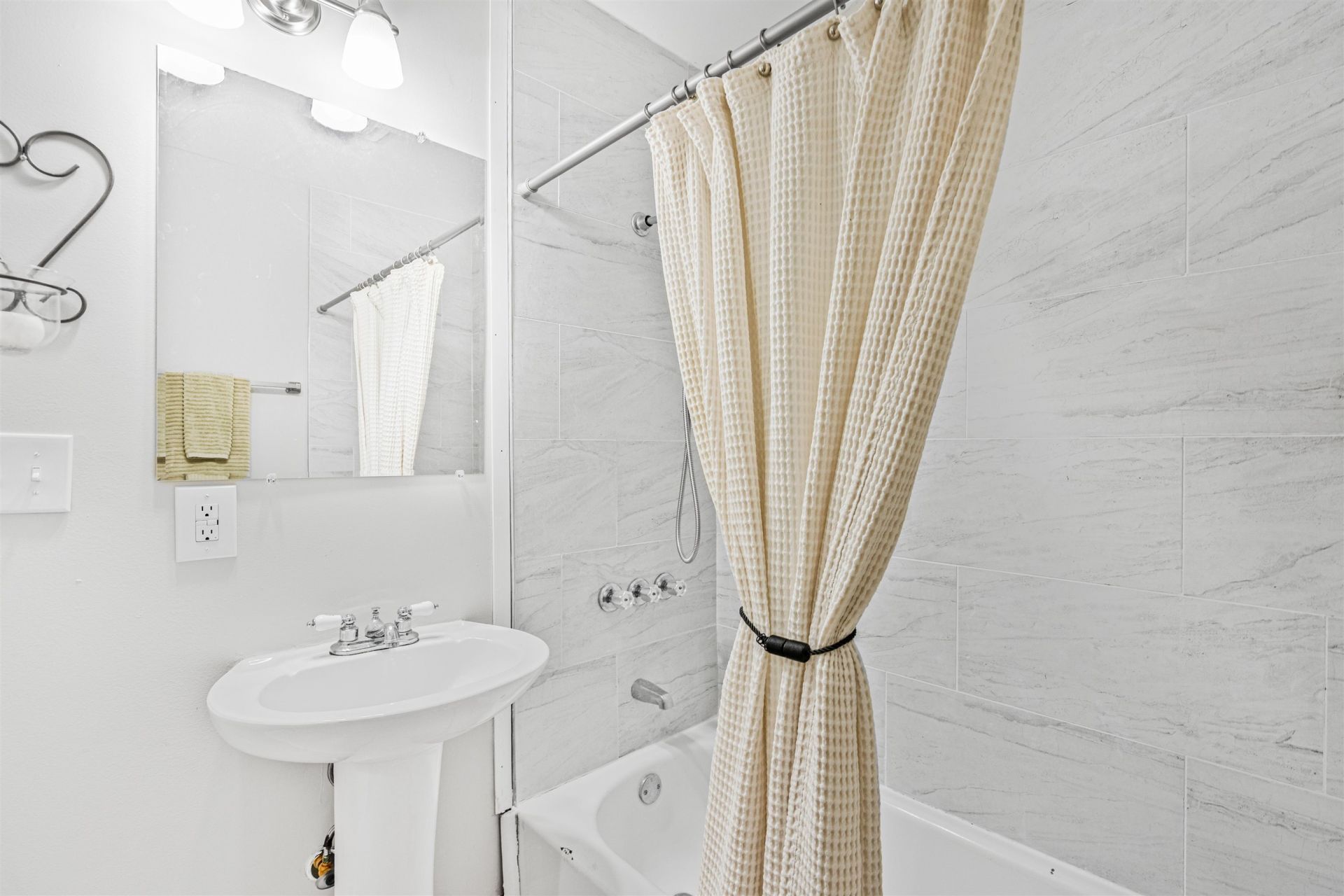 131 Price Ln.  Photo 15