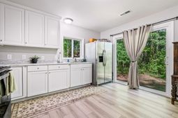 131 Price Ln. photo 4