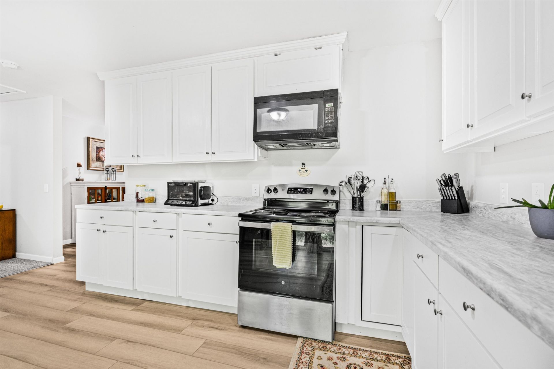 131 Price Ln.  Photo 5