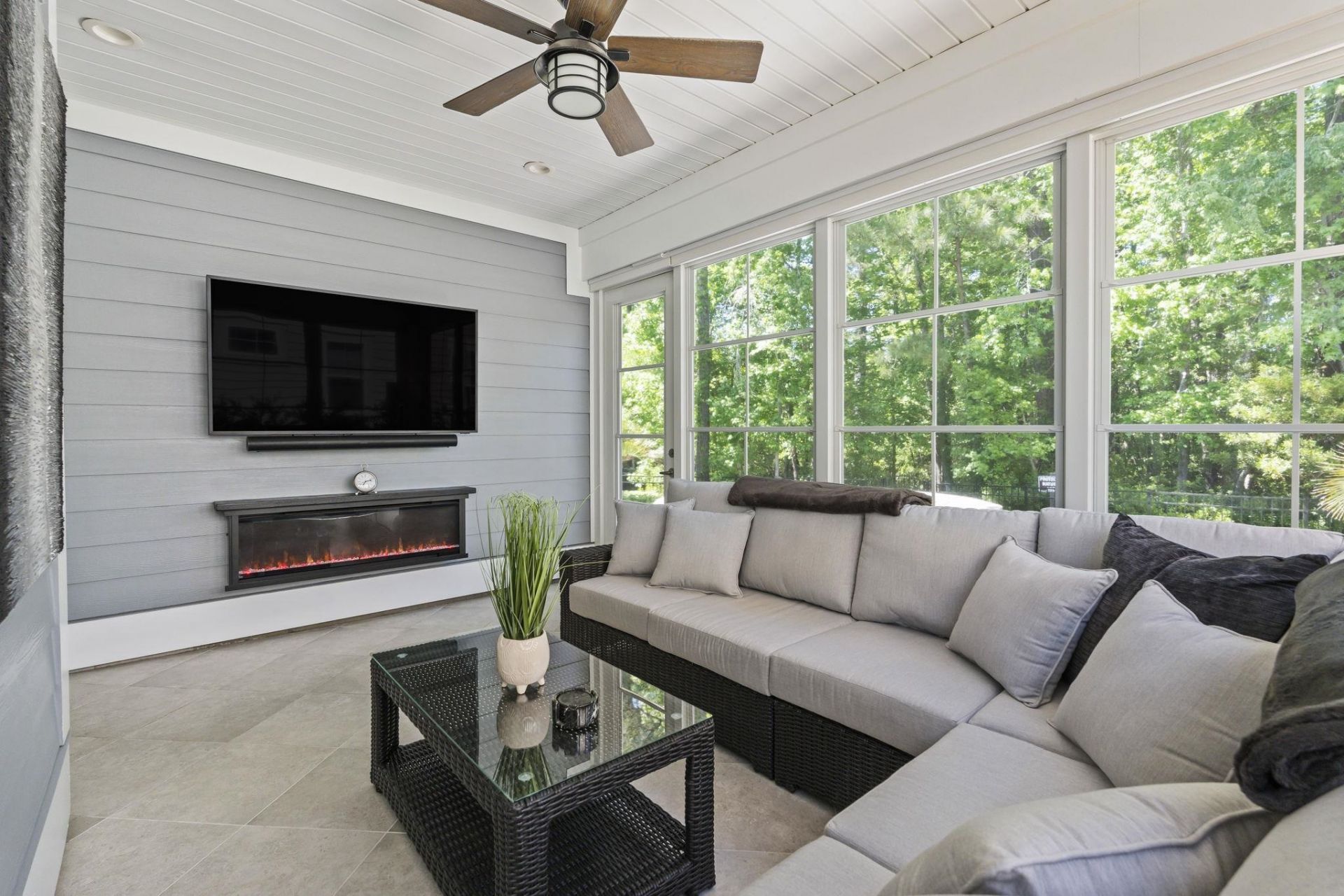 2931 Moss Bridge Ln. Photo 17