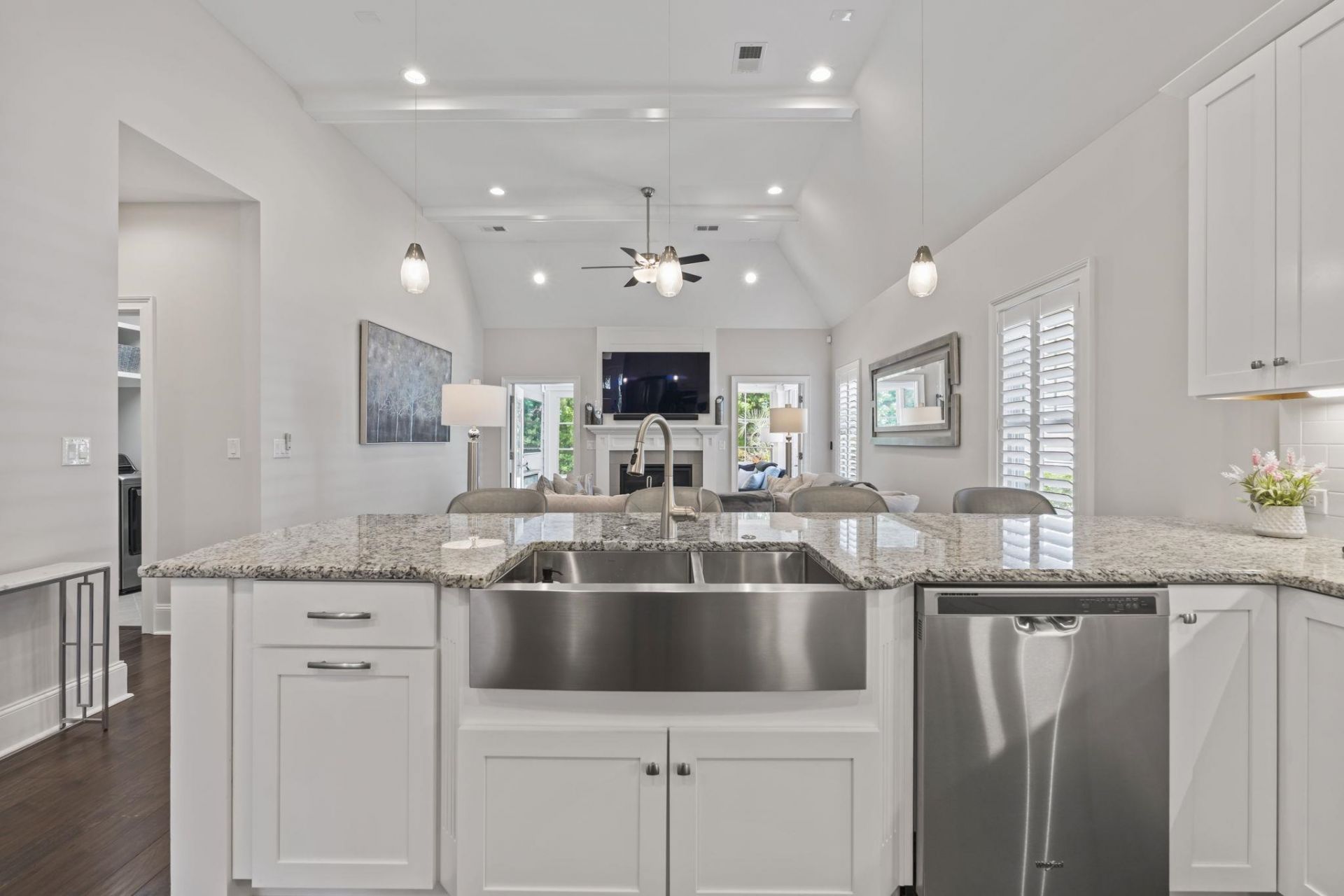 2931 Moss Bridge Ln. Photo 9