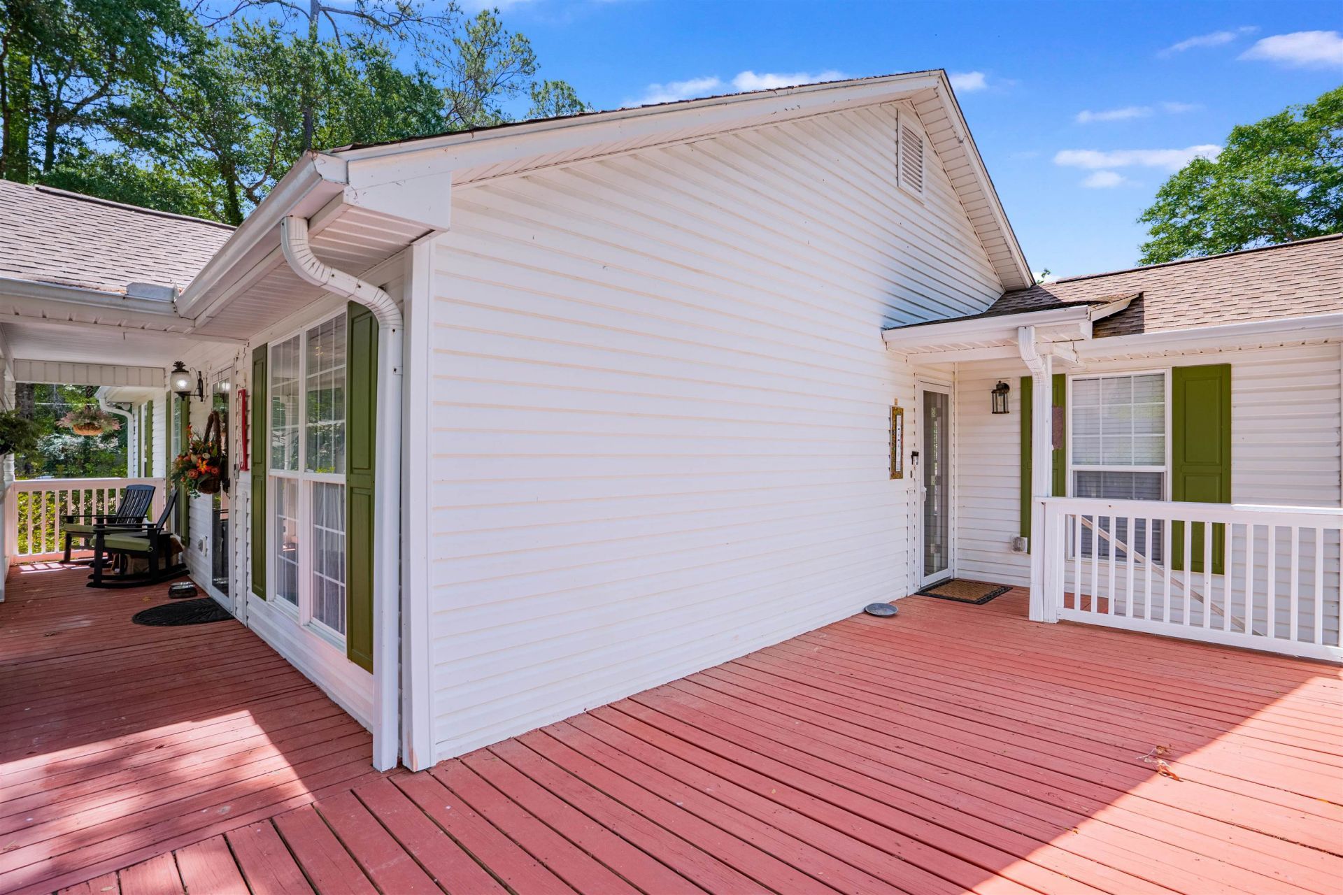 77 Oak Hill Dr.  Photo 10