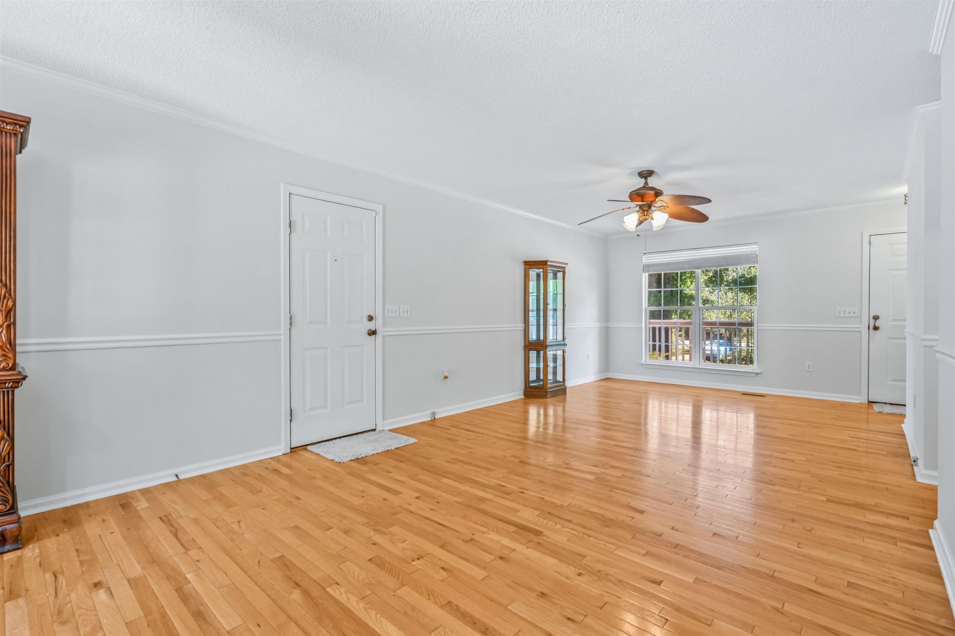 77 Oak Hill Dr.  Photo 15