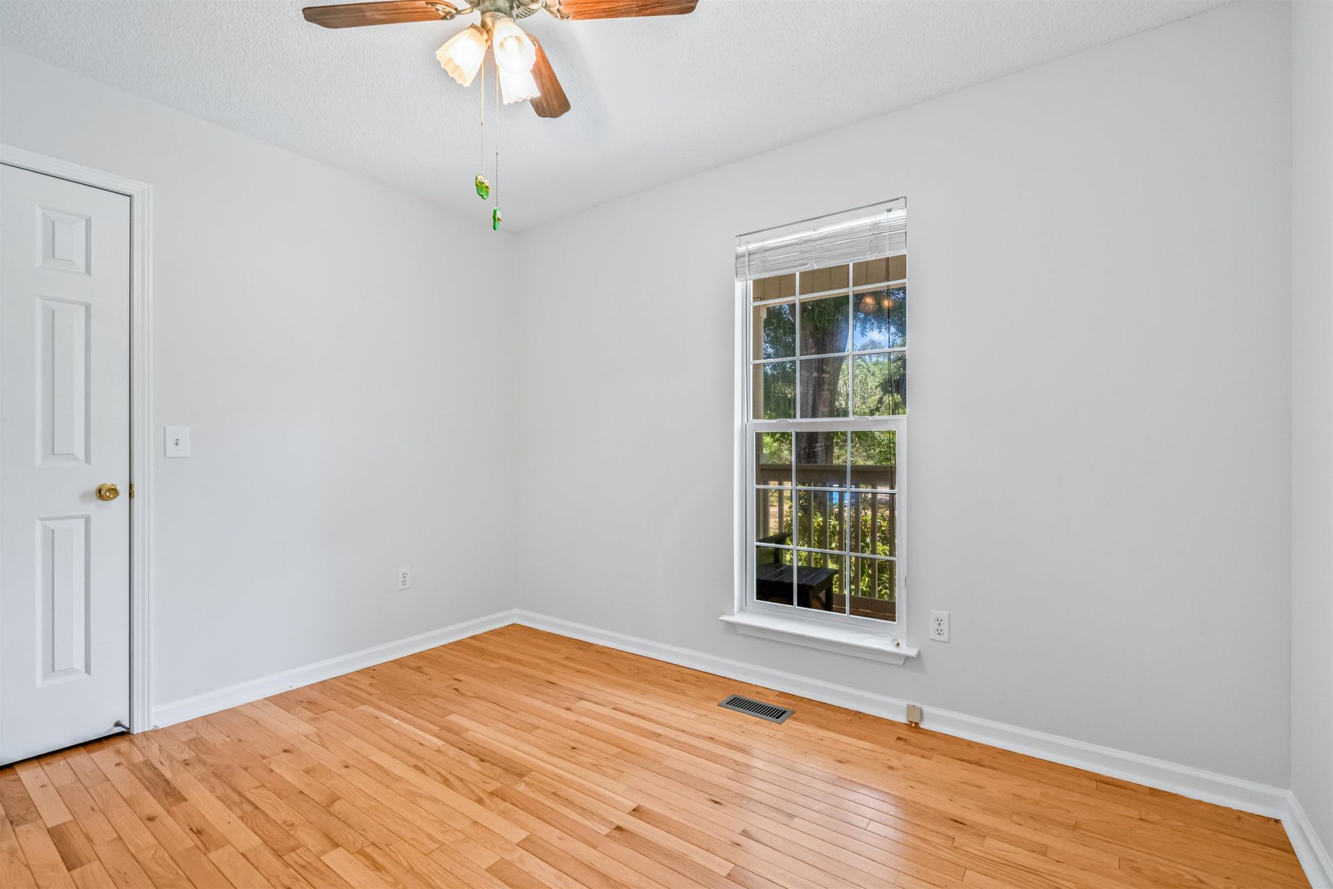 77 Oak Hill Dr.  Photo 25