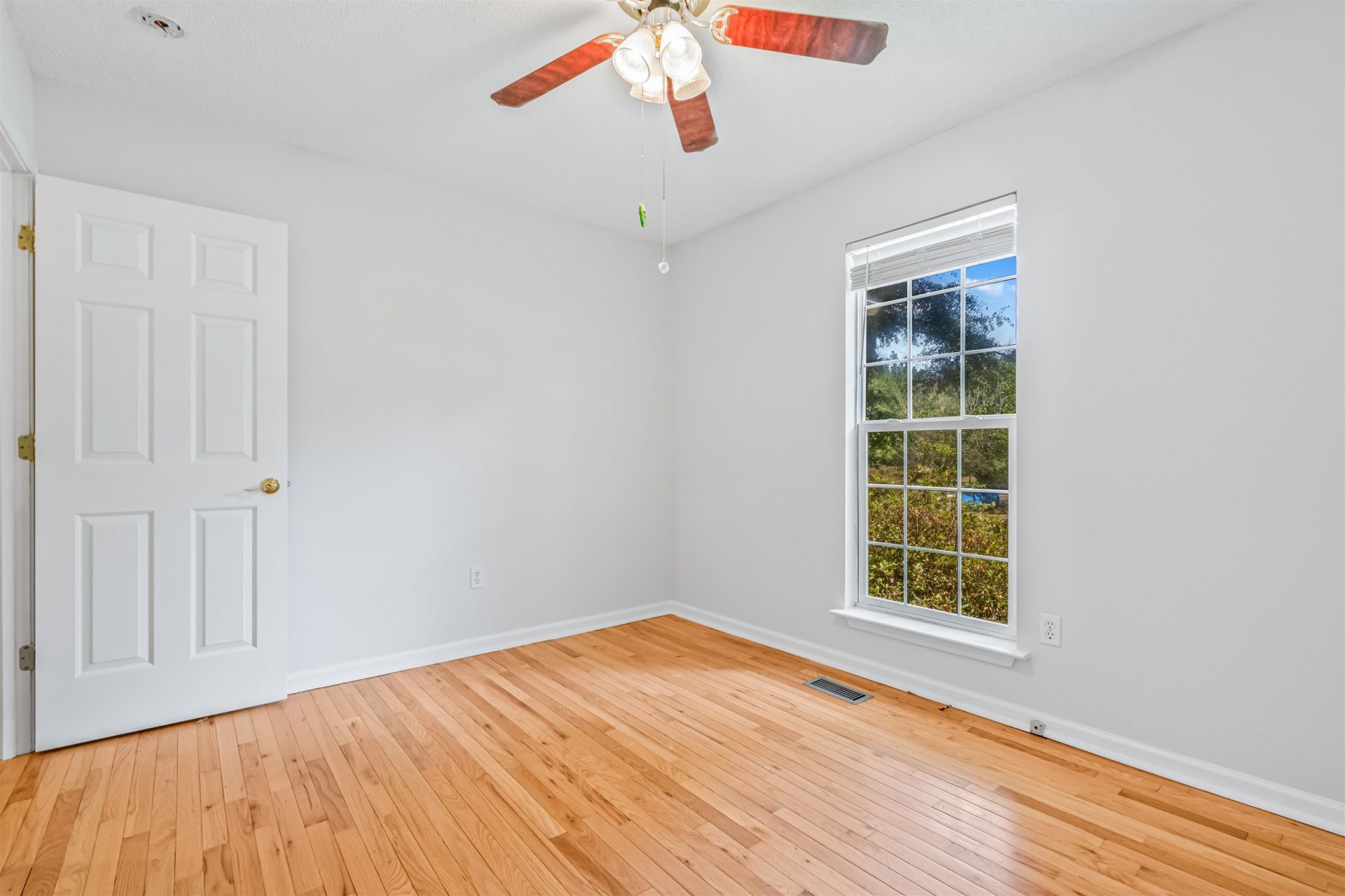 77 Oak Hill Dr.  Photo 28