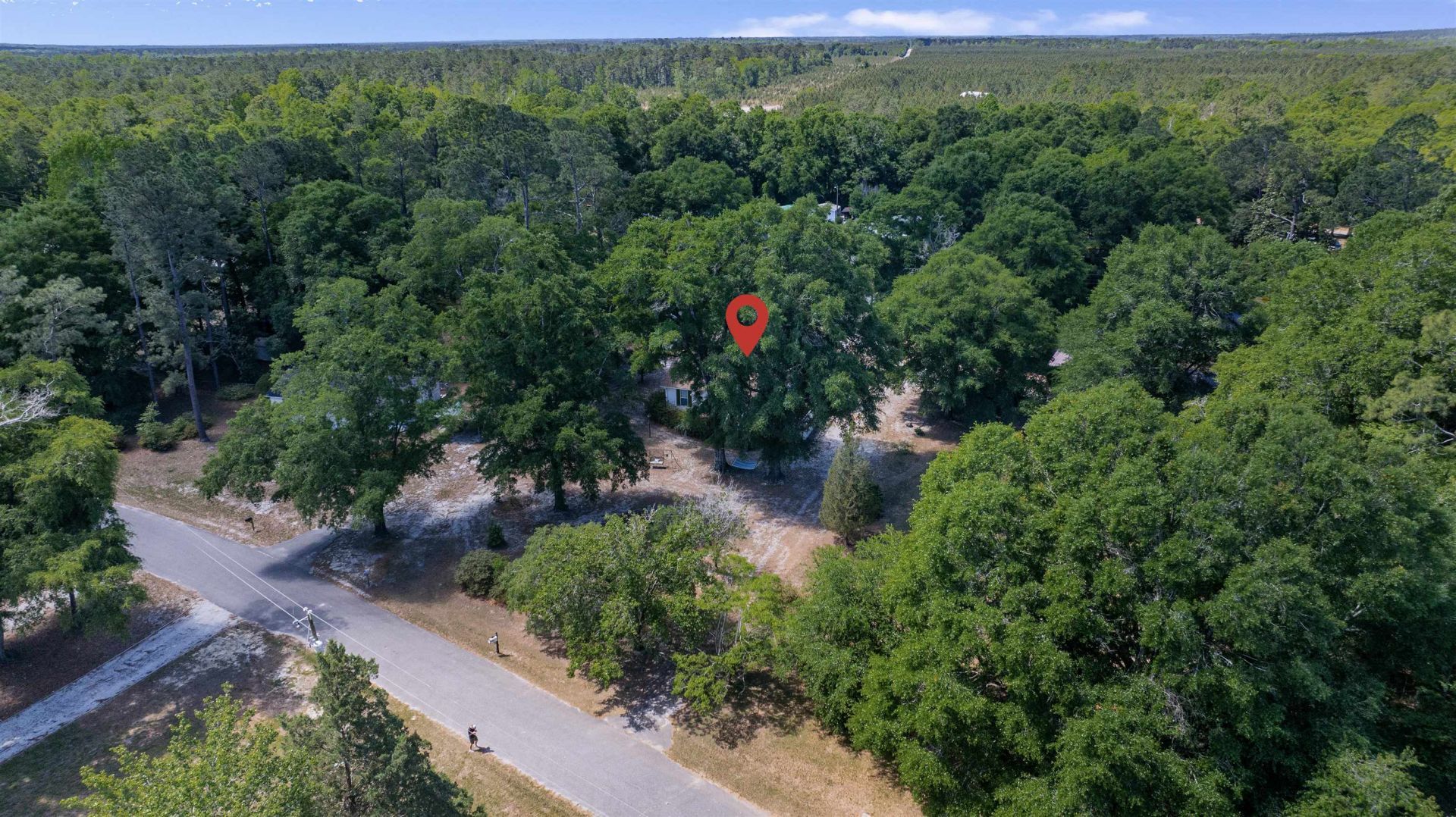 77 Oak Hill Dr.  Photo 4