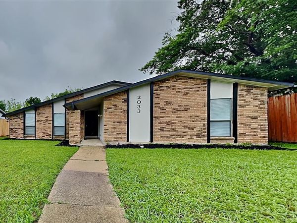 2033 Wilderness Trail, Grand Prairie, TX 75052