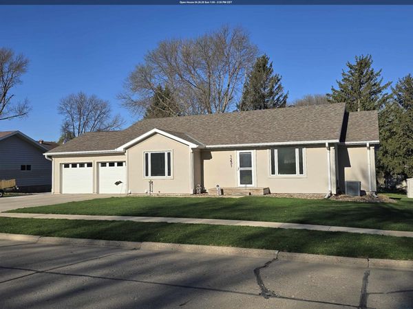 1231 2ND AVE SW, LeMars, IA 51031